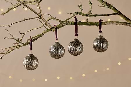Patta Baubles - Antique Gold - (Set of 4)-CHRISTMAS DECORATIONS-Nkuku