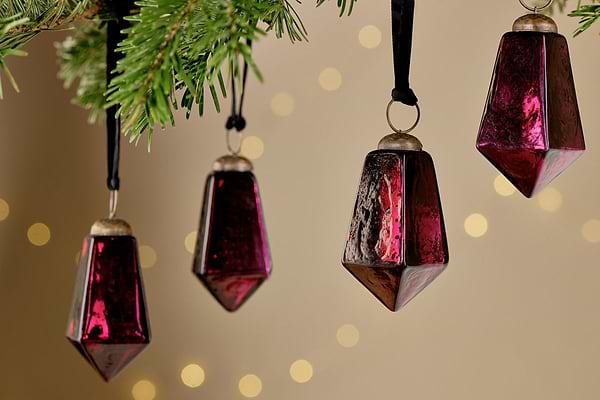 Ratnam Baubles - Ruby (Set of 4)