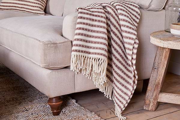 Sanval Wool Throw - Burgundy