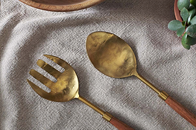 Soni Salad Servers - Gold & Acacia (Set of 2)-SERVEWARE-Nkuku