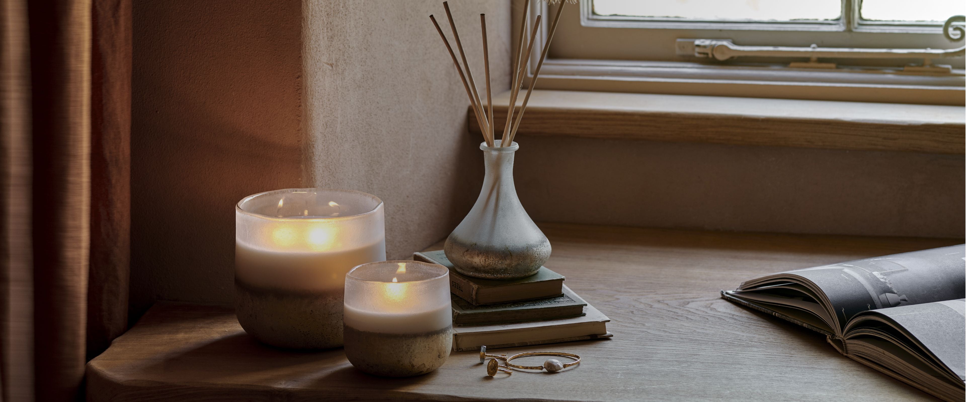 Thoughtful_Gifts_Main_Desk-Nkuku