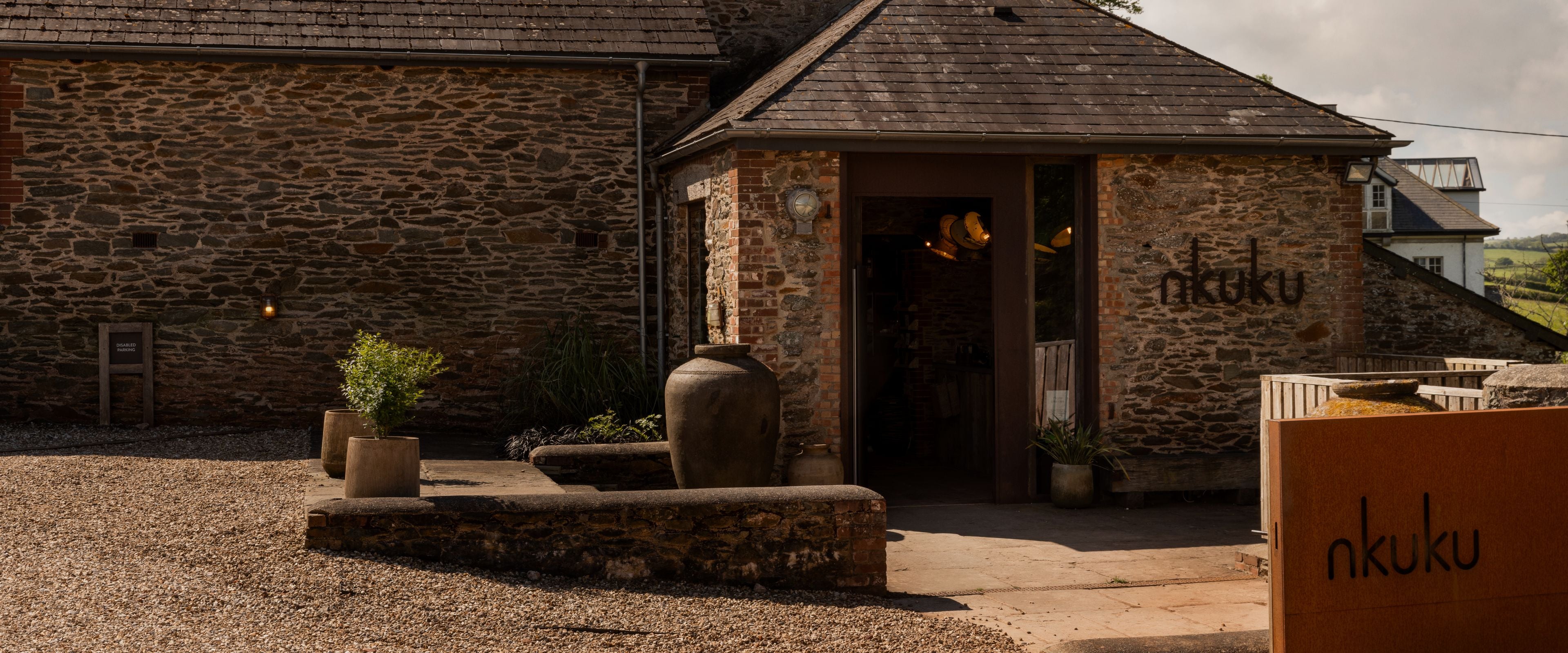 Totnes_Store_da7450c9-84ea-41db-ace6-e6fa06f22156-Nkuku