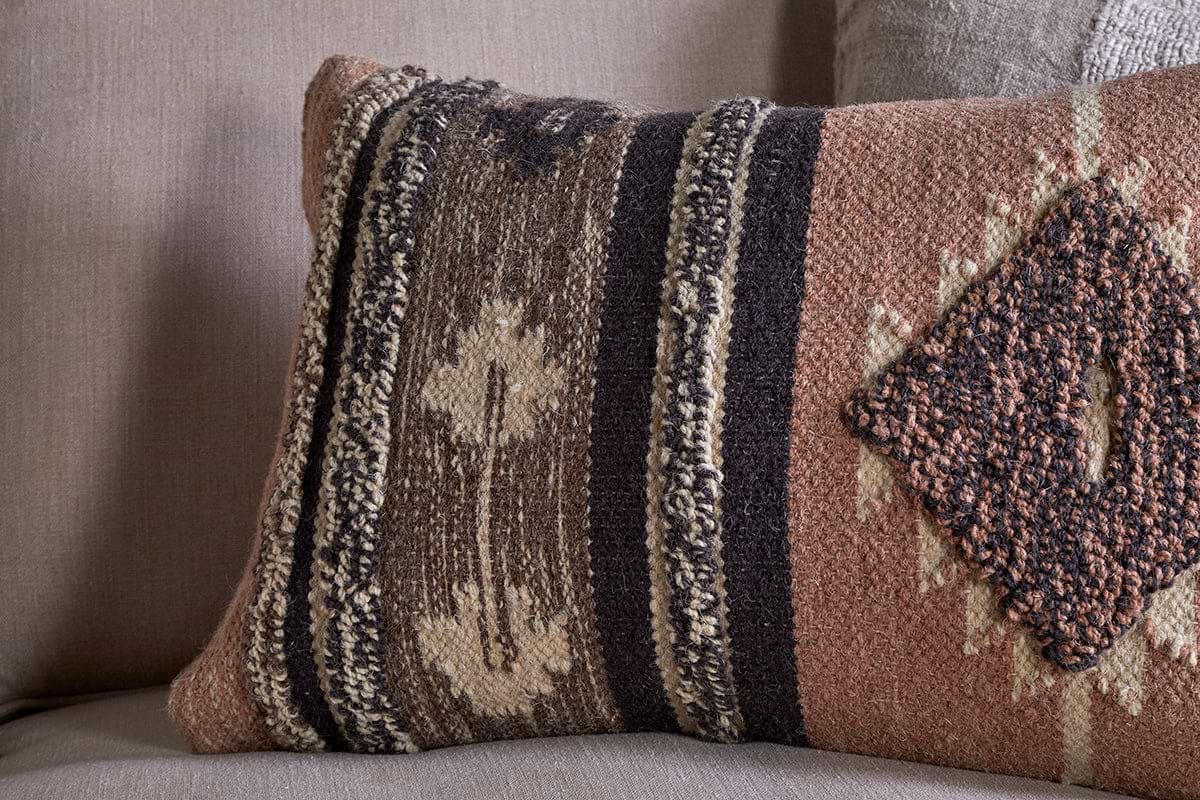 Tussi Sia Cushion Cover - Dusty Pink