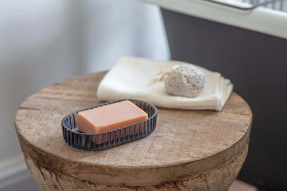 Valeska Recycled Glass Soap Dish-BATHROOM-Nkuku
