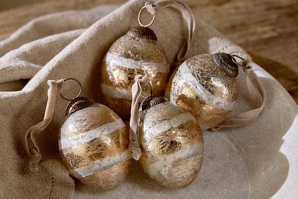 Viti Baubles - Gold (Set of 4)-CHRISTMAS DECORATIONS-Nkuku