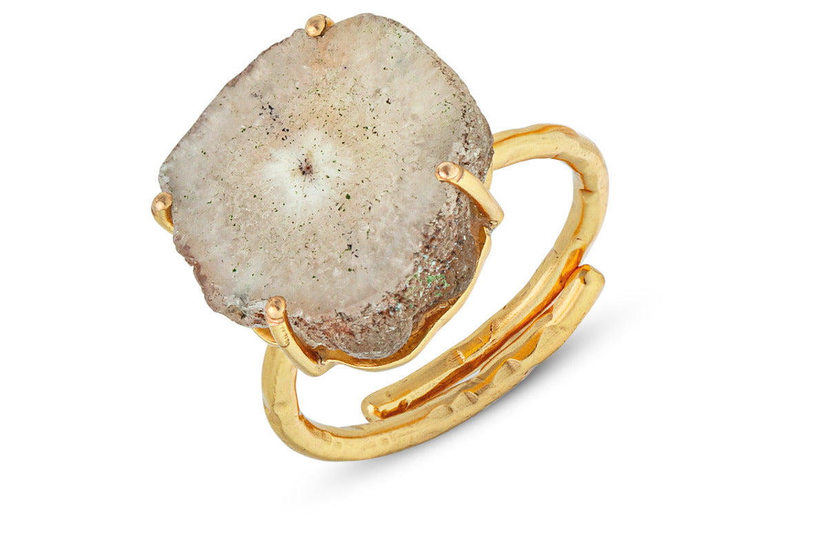 Dveep Solar Quartz Ring - Neutral