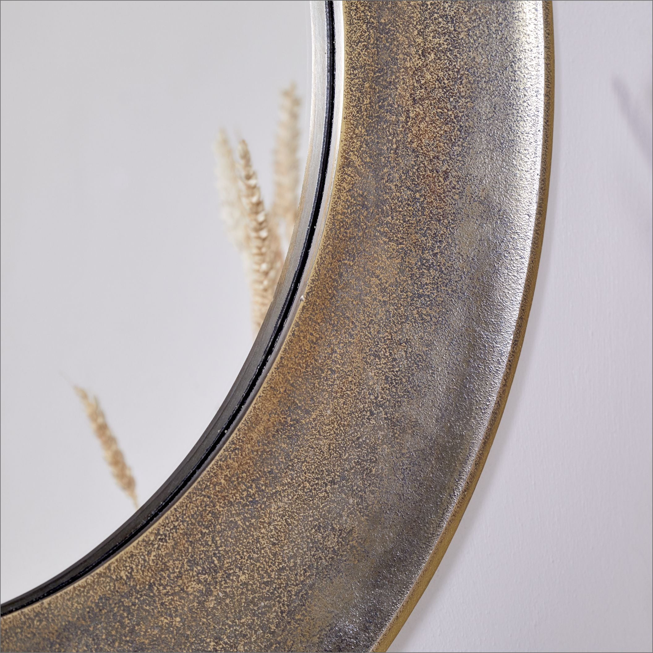 Yakira Mirror – Nkuku