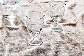 Yala Hammered Wine Glass - Clear Glass (Set of 4)