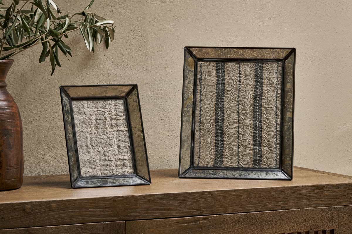 Yash Antique Glass & Iron Photoframe - Antique Black-DECORATIVE ACCESSORIES-Nkuku