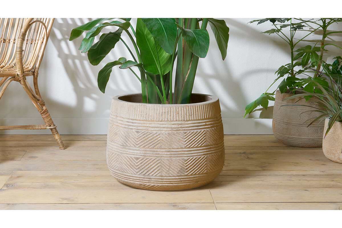 Zadie Terracotta Planter - Natural - Large-VASES & PLANTERS-Nkuku