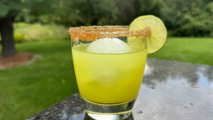 I Tried the New Alcohol-Free Drink That Offers a Buzz Without a Hangover - Here's What I Thought