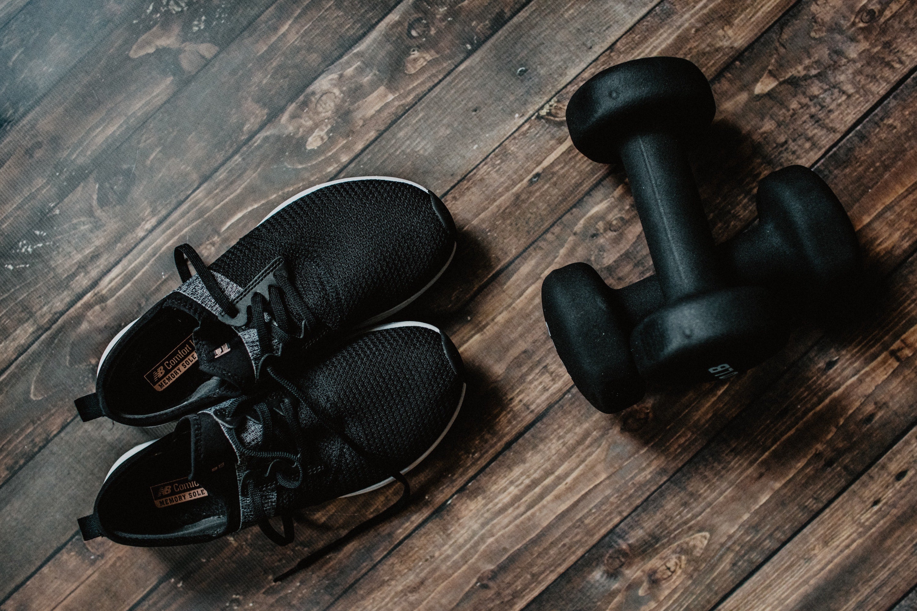 10 ways to exercise at work