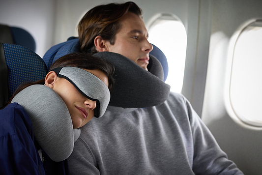 Why Travel Pillows Fail on Planes & How to Stop Head Bobbing - Ostrichpillow