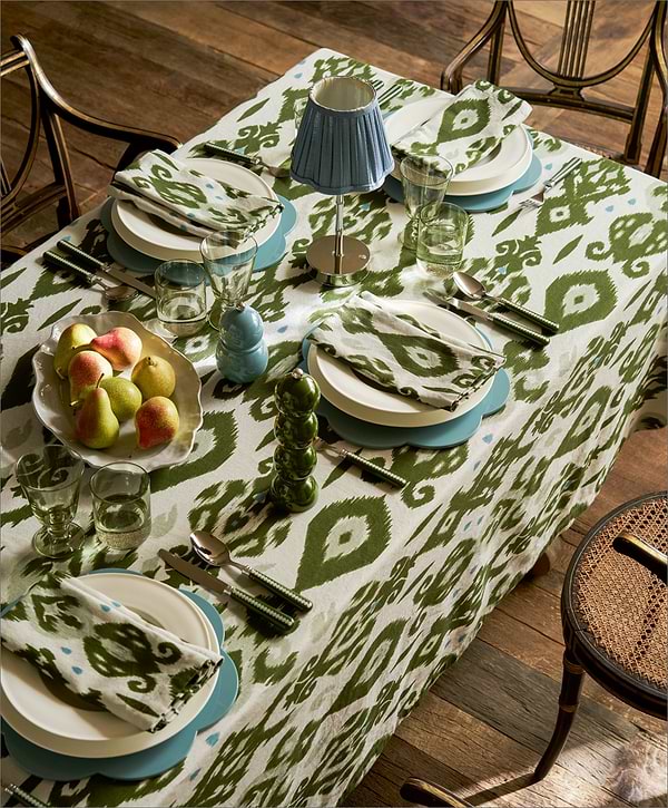 What is Ikat? The Patterns We’re About to See Across Interiors