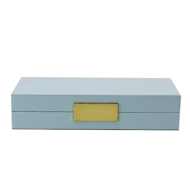Hellblaue Lackbox mit Gold