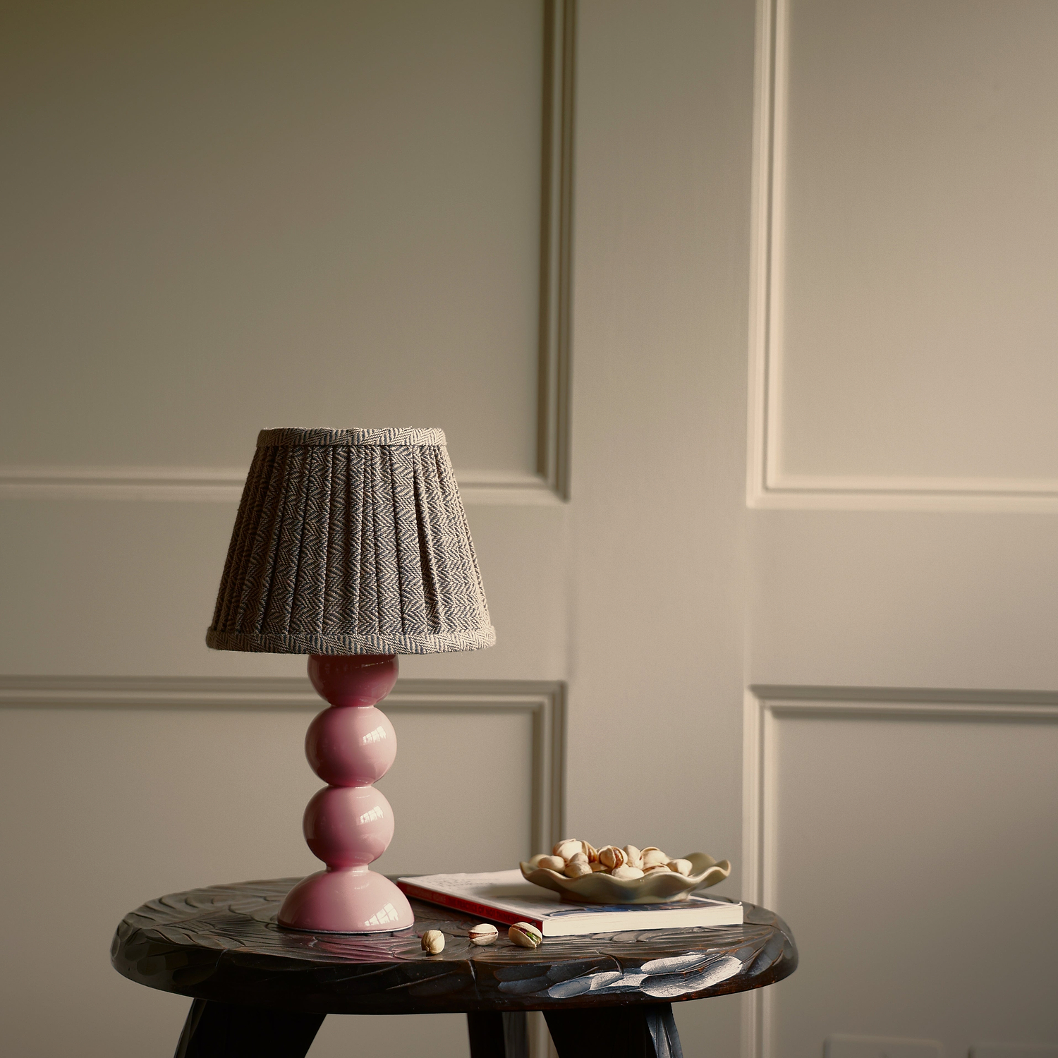 Small Mauve Bobbin Lacquered Lamp Base & Rechargeable Bulb - 19cm