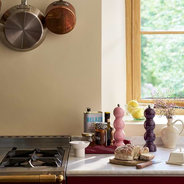Mauve Bobbin Lacquer Salt or Pepper Mill