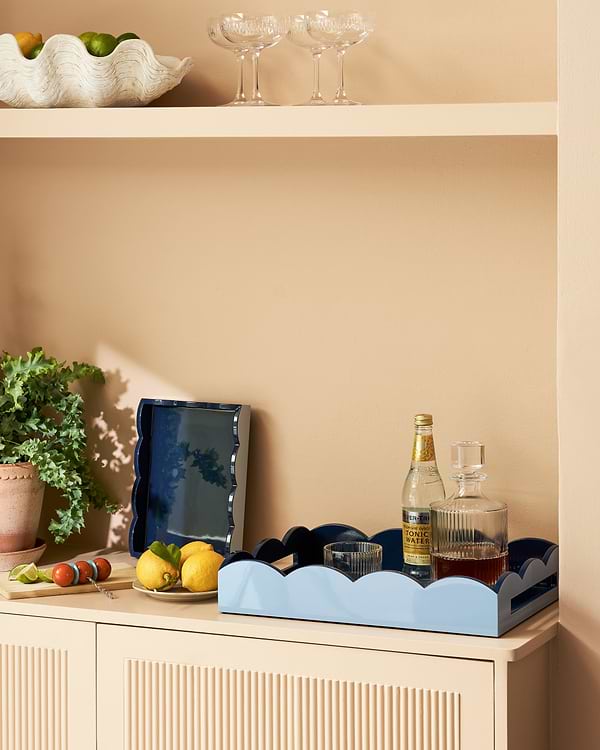 Pale Denim & Navy Lacquered Scallop Medium Two-Tone Tray