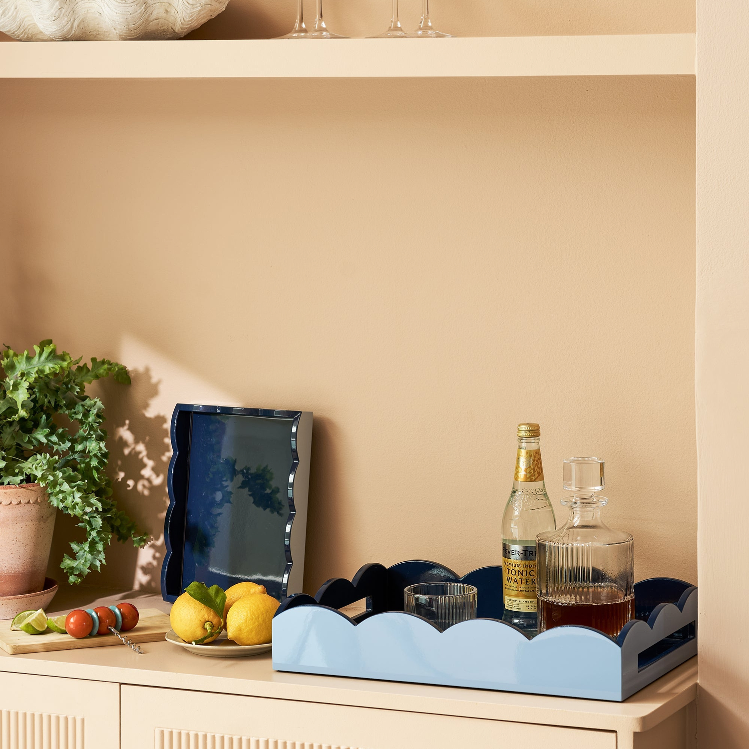 Pale Denim & Navy Lacquered Scallop Medium Two-Tone Tray