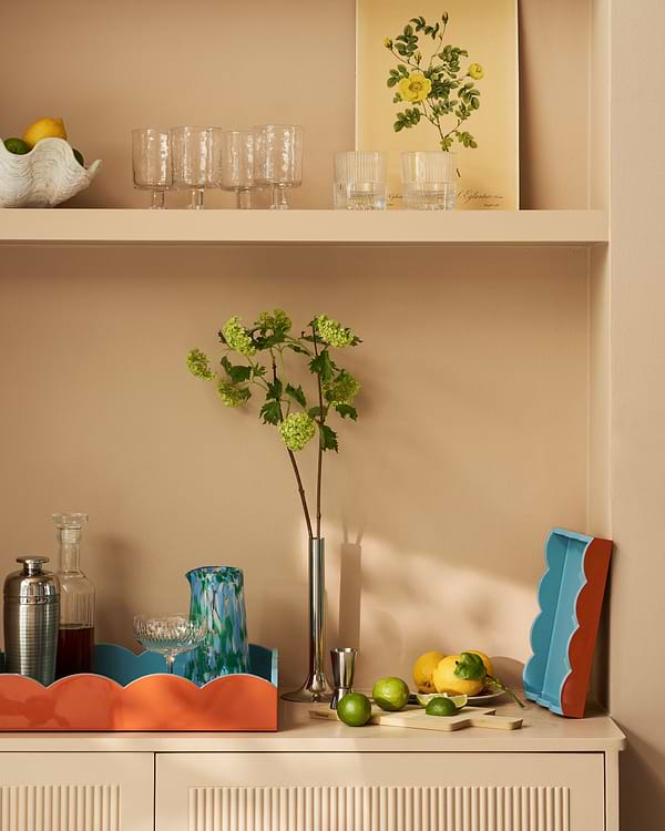 Orange & Chambray Lacquered Scallop Medium Two-Tone Tray