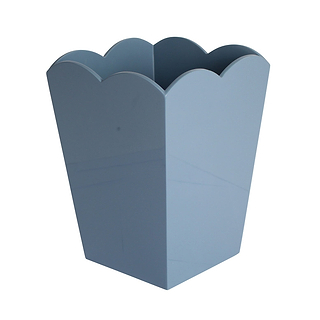 Chambray-blau lackierter Muschelbehälter – limitierte Auflage