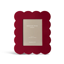 Cherry Scalloped Lacquer Photo Frame