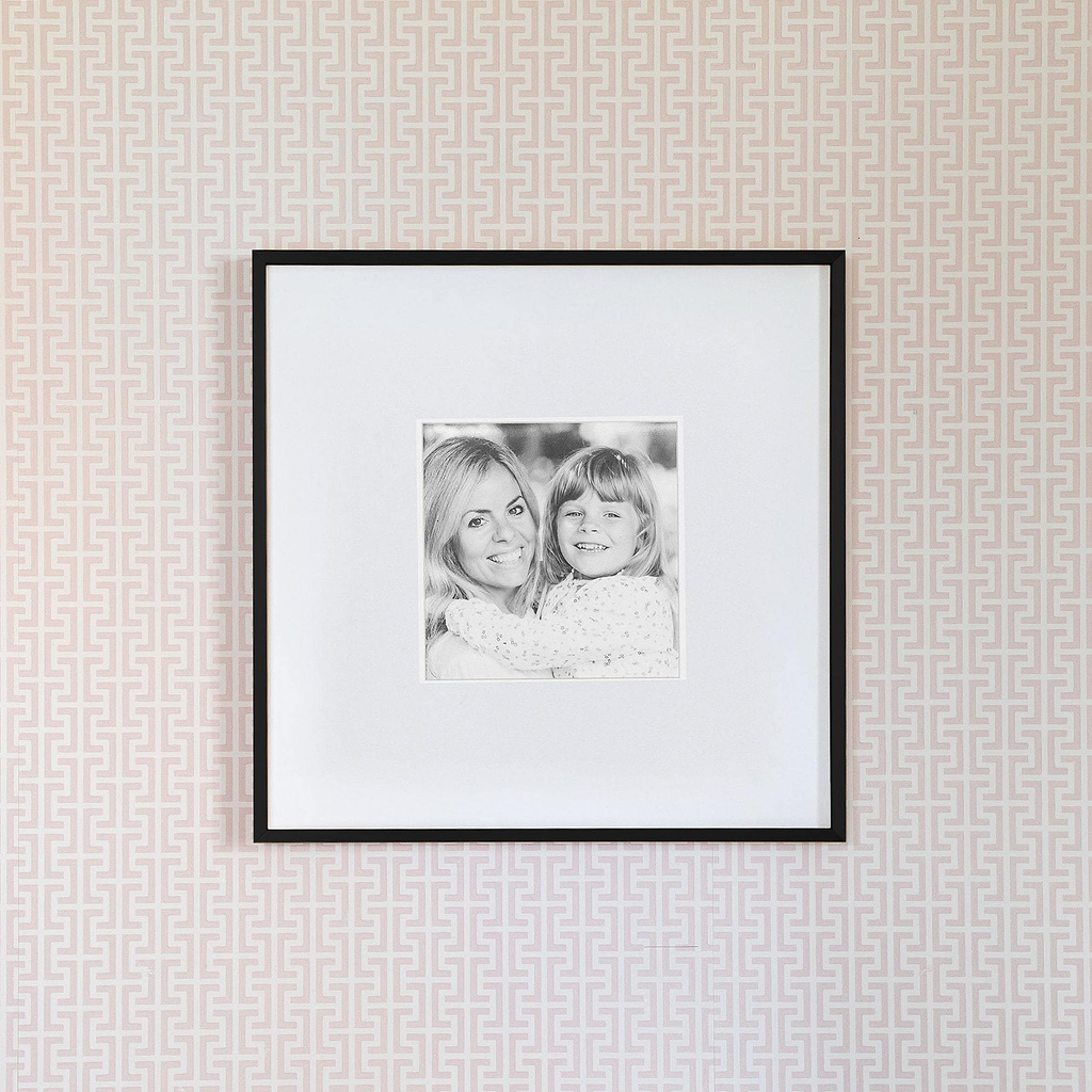 Single Aperture Black Wall Hanging Frame