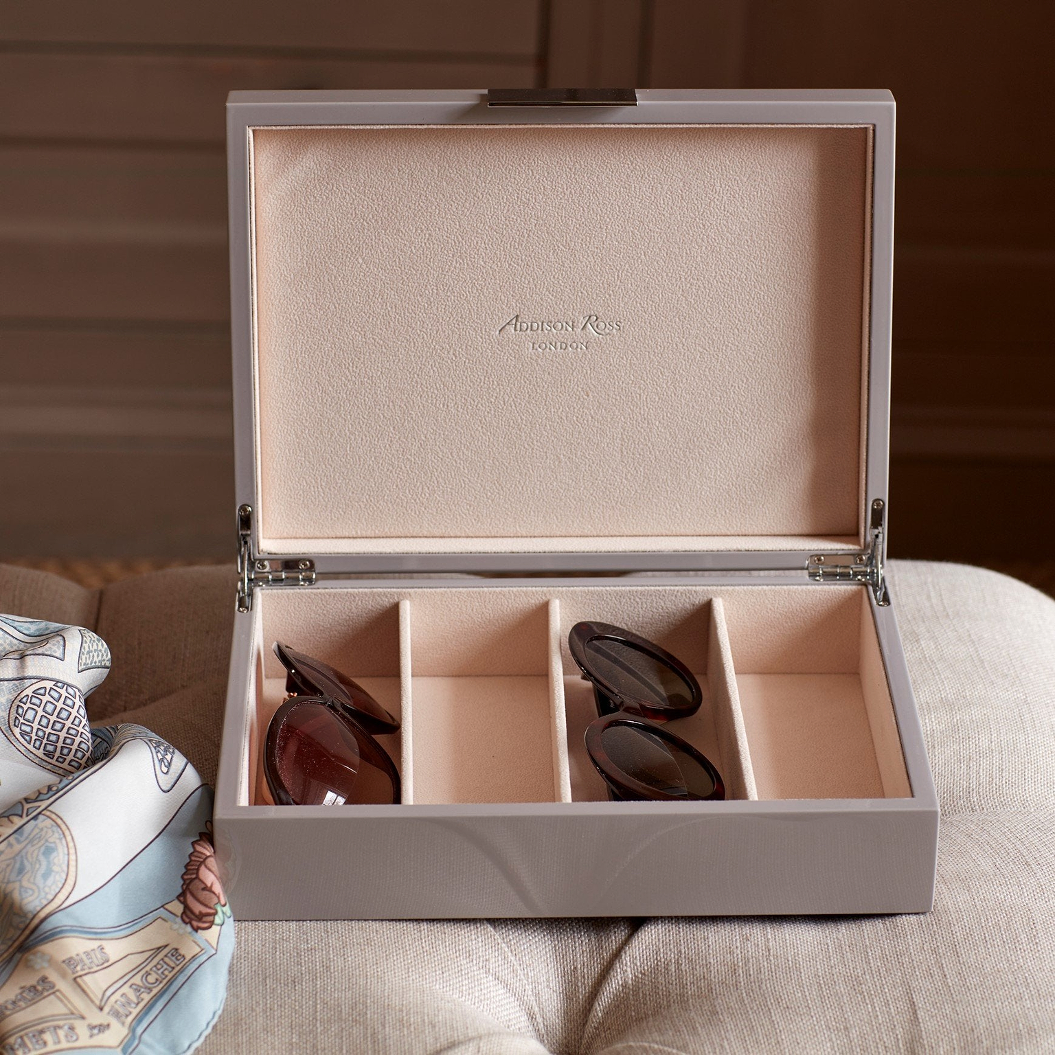 Large chiffon gray glasses box 