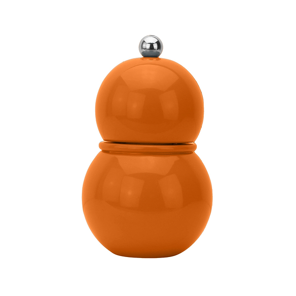橙色漆器胖乎乎的盐和胡椒研磨器