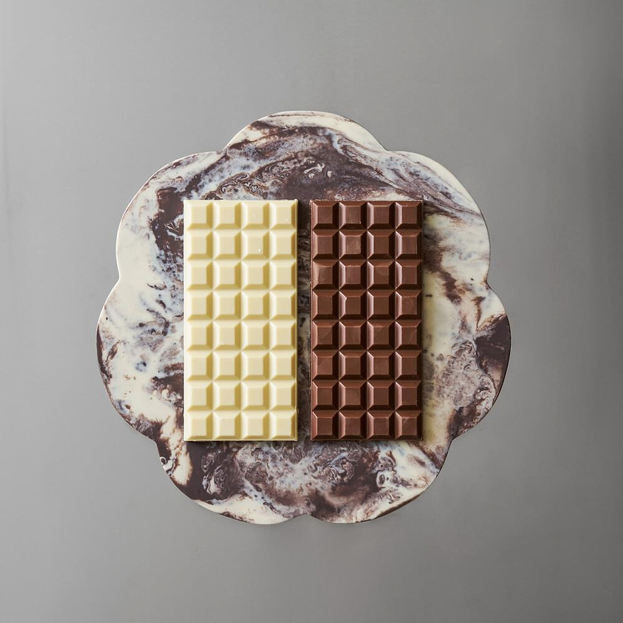 Scallop Resin Board Chocolate - Addison Ross Ltd UK
