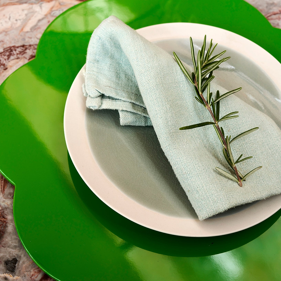 Leaf Green Lacquer Placemats – Set of 4 - Addison Ross Ltd UK