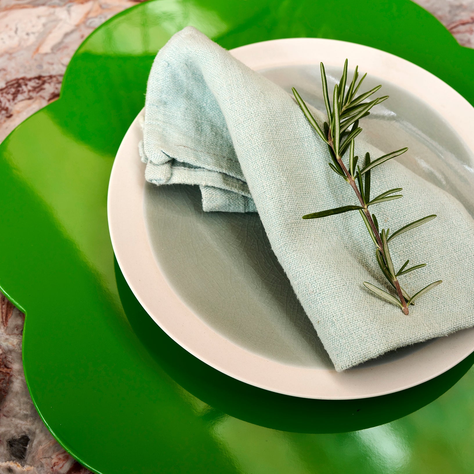 Leaf Green Lacquer Placemats – Set of 4 - Addison Ross Ltd UK