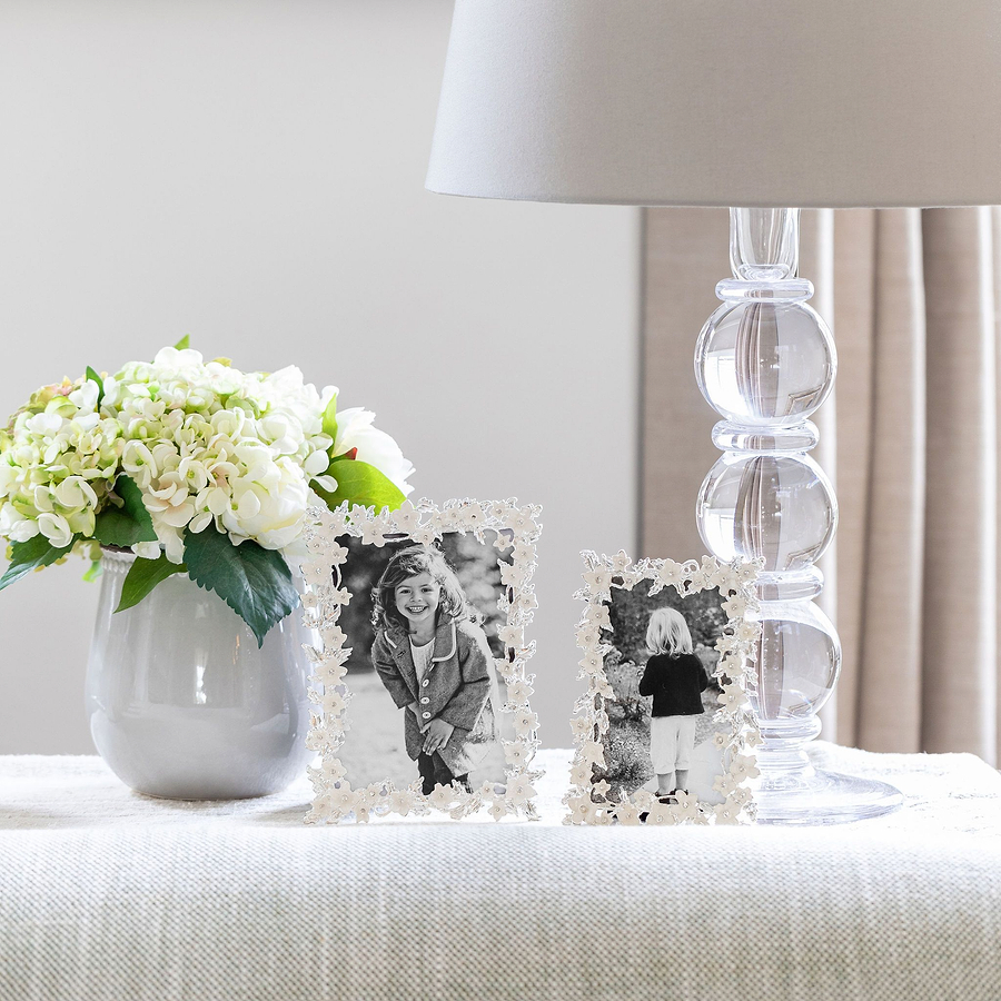 Silver & White Flower Frame - Addison Ross Ltd UK