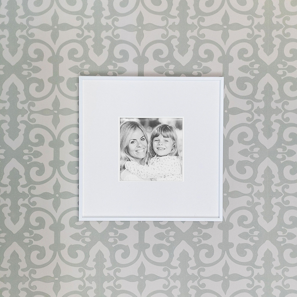 Single Aperture White Wall Hanging Frame - Addison Ross Ltd UK