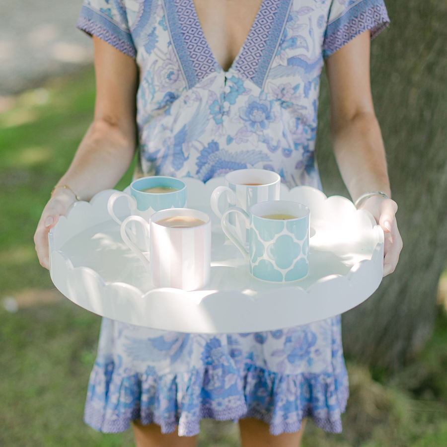 White Round Medium Lacquered Scallop Tray - Addison Ross Ltd UK