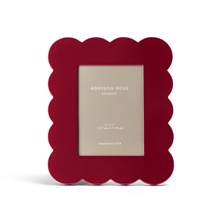 Cherry Scalloped Lacquer Photo Frame