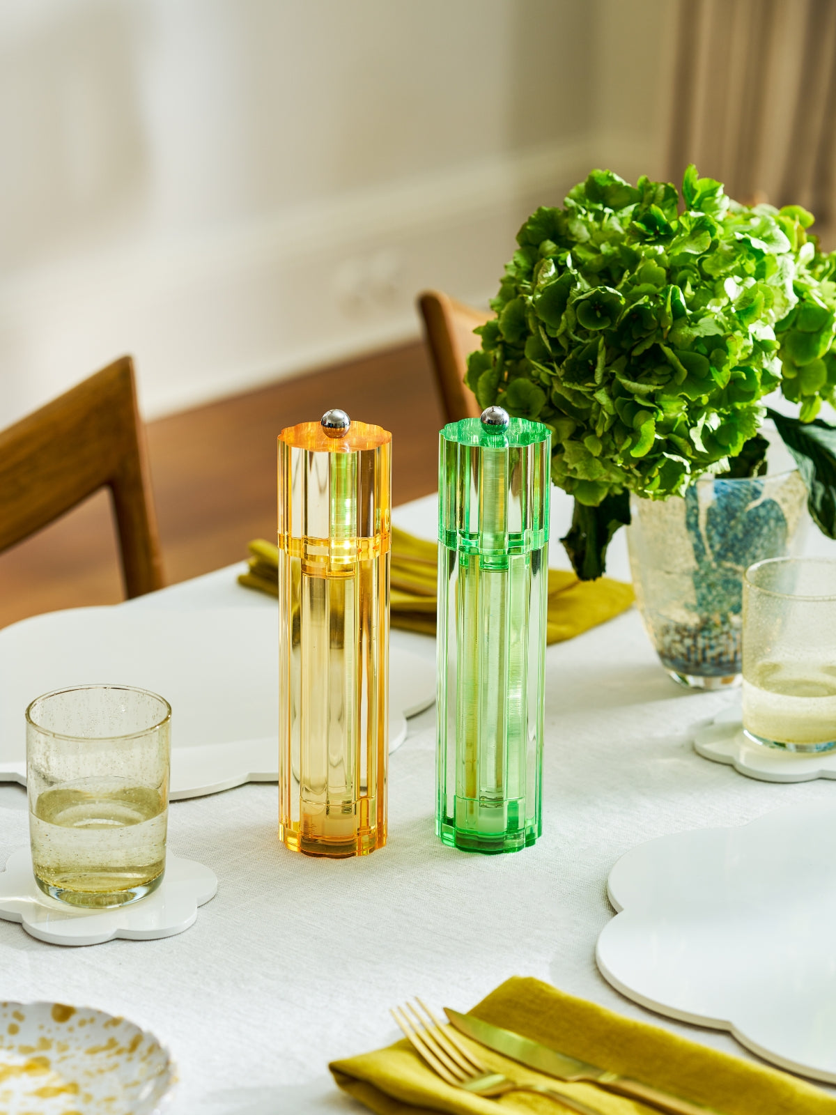 Icy Flute salt and pepper mills