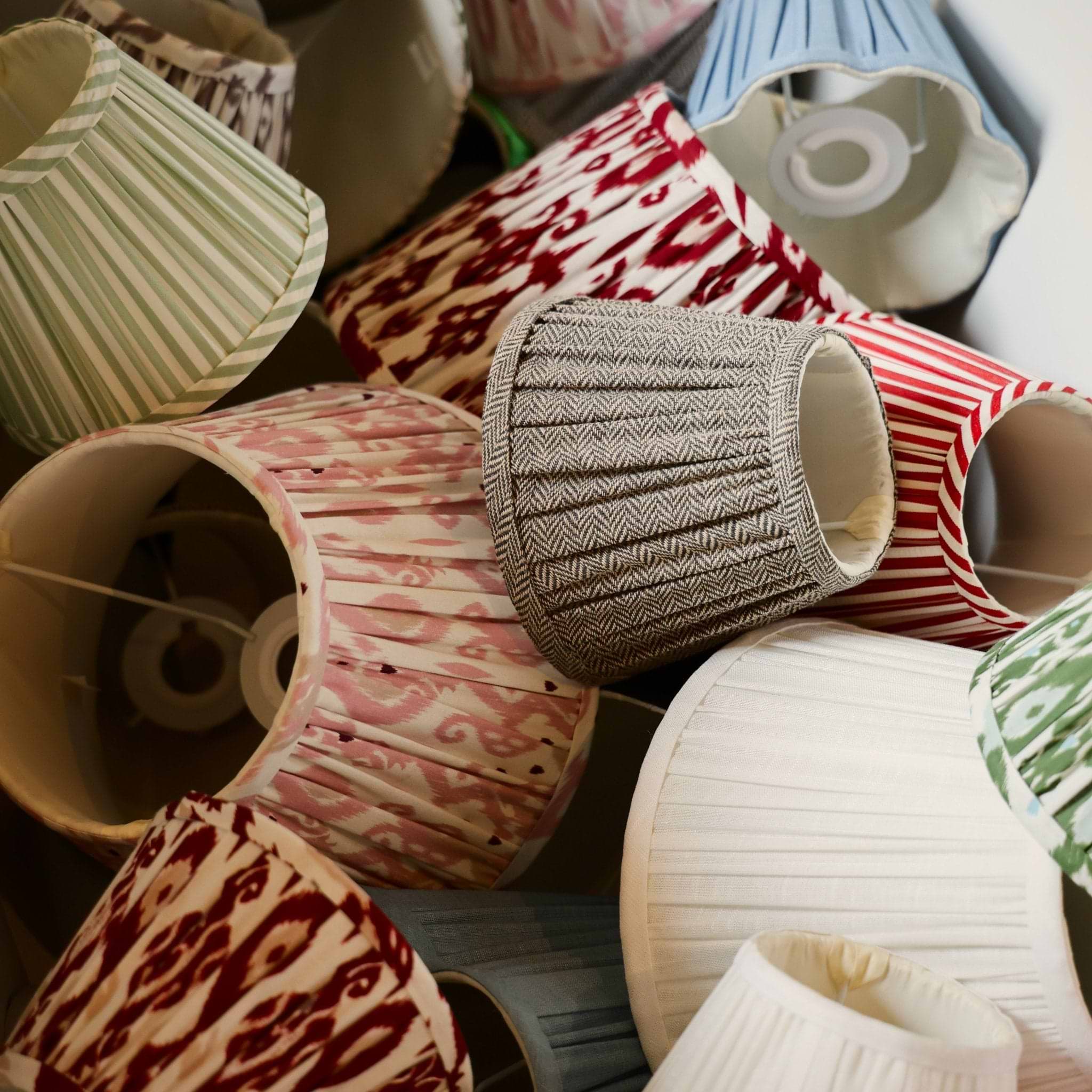 25cm Pleated Lampshades - Addison Ross Ltd UK