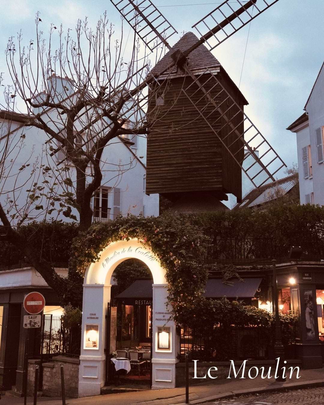 Le Moulin, Paris