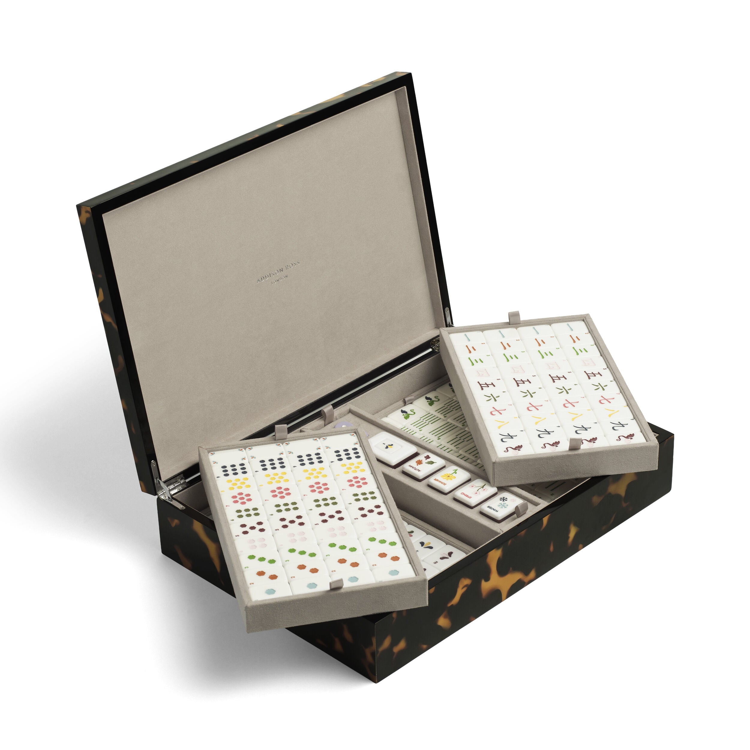Tortoiseshell Lacquered Mahjong Set