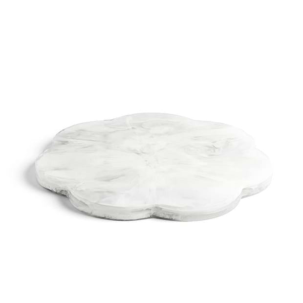 Scallop Resin Board White