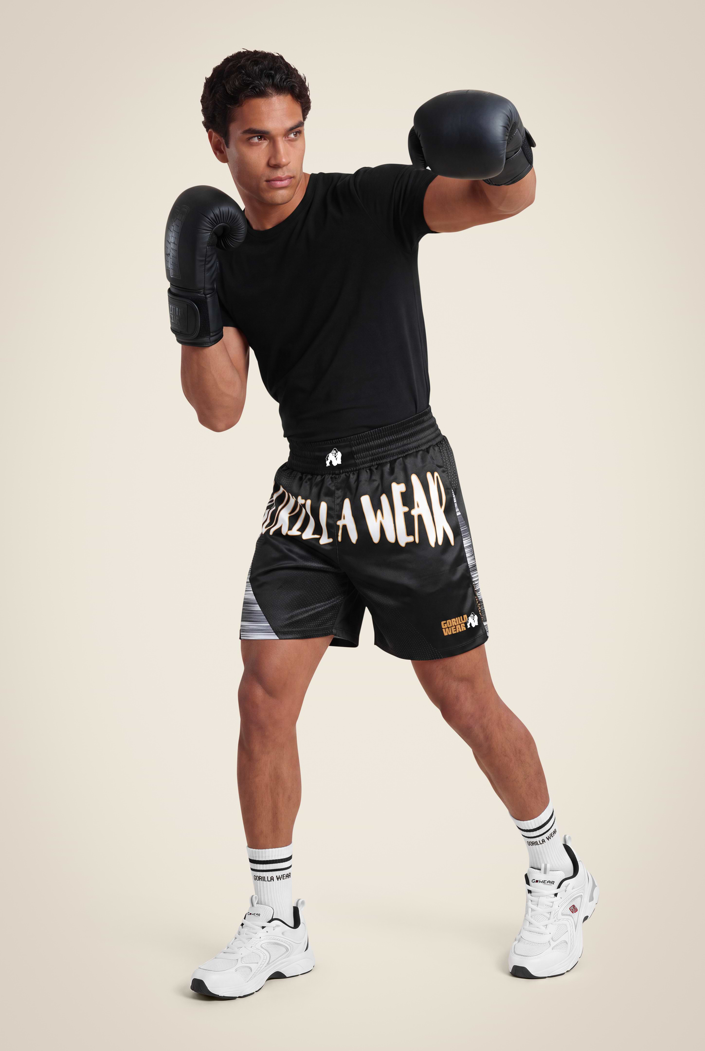 Gorilla Wear Clayton Boxing Shorts Shorts Black/Gold