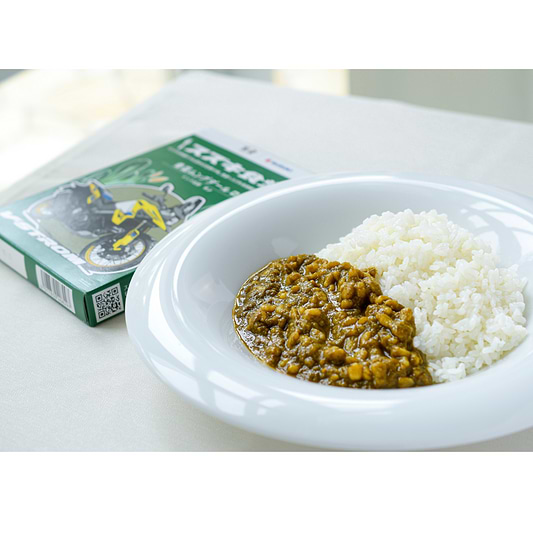 【スズキ食堂】インドカレー青菜ムングダール