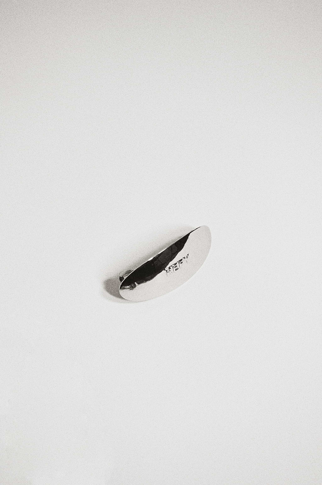Oval Hair Clip