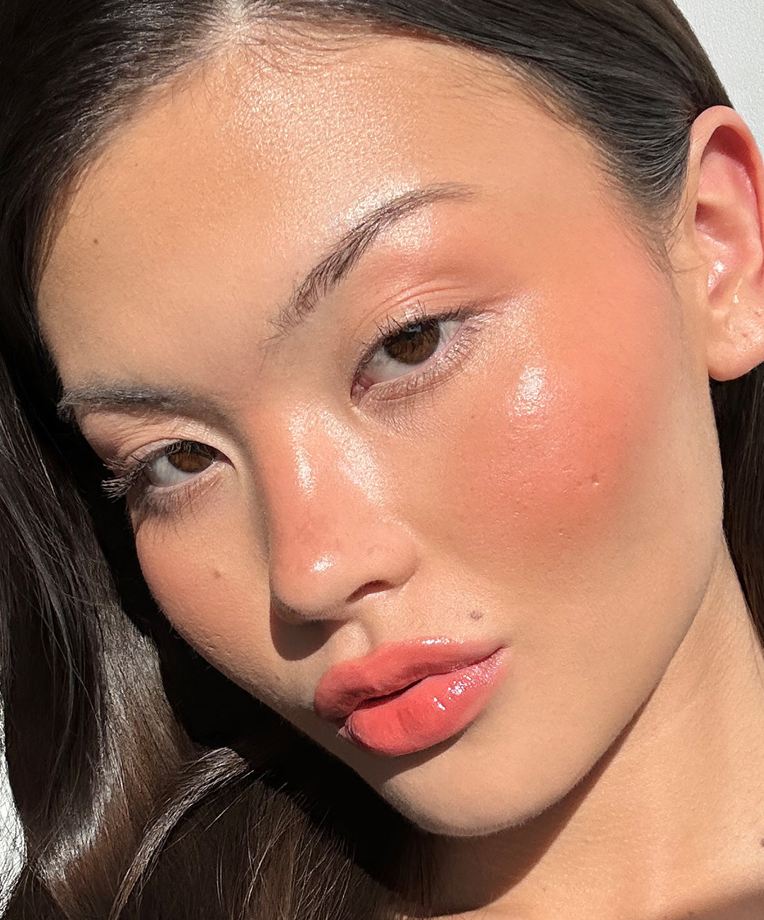 Tuti wears shade Peach