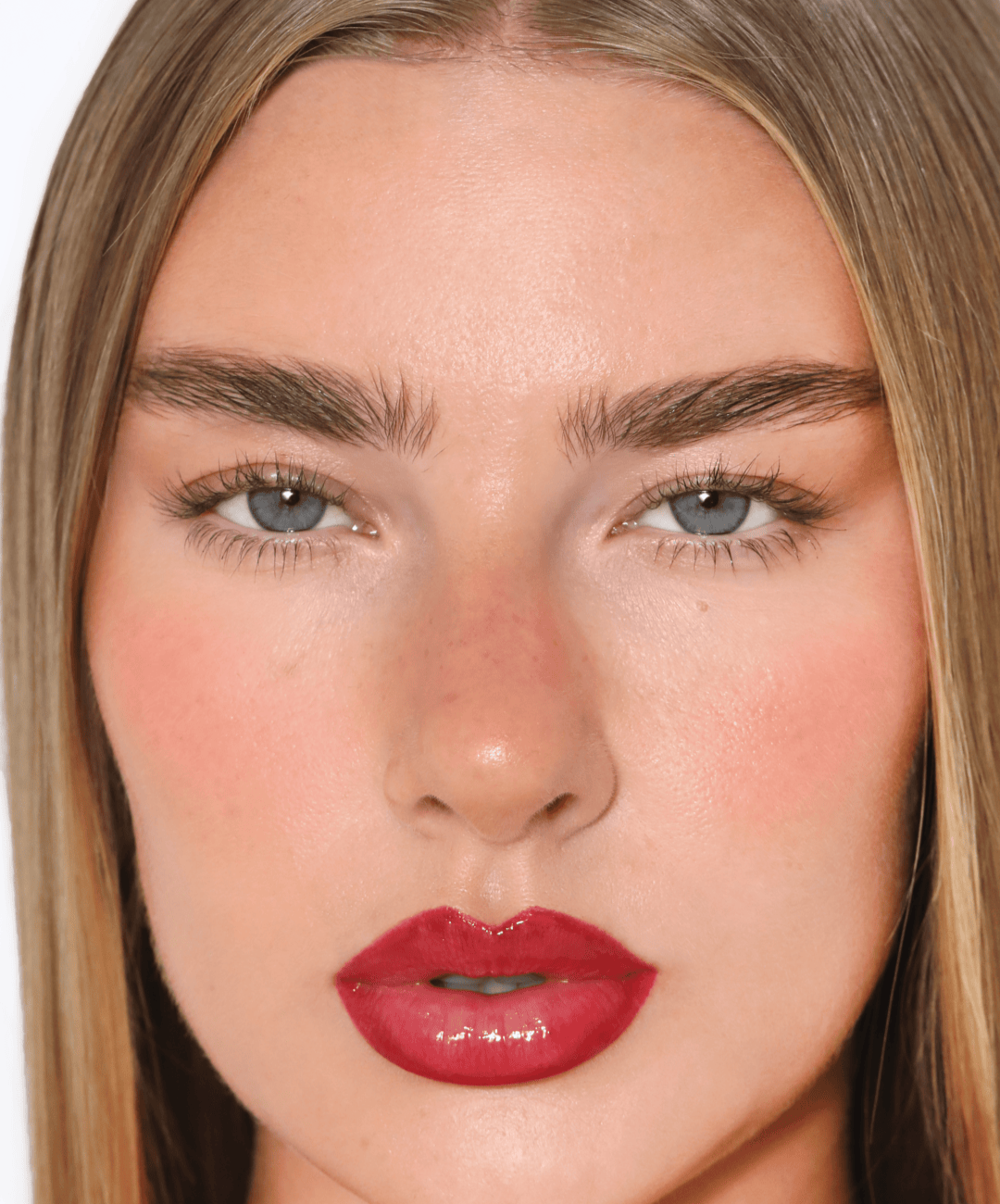| desc: | text: light  Jess wears shade Red