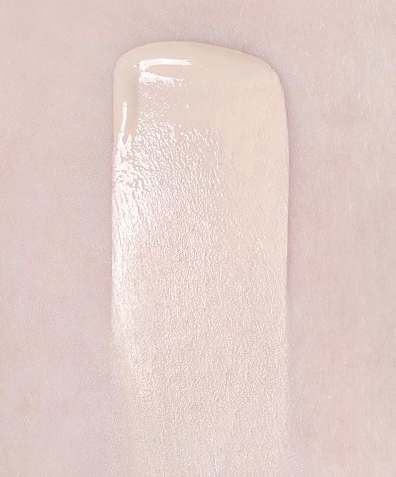 | desc: Shade 01N on skin