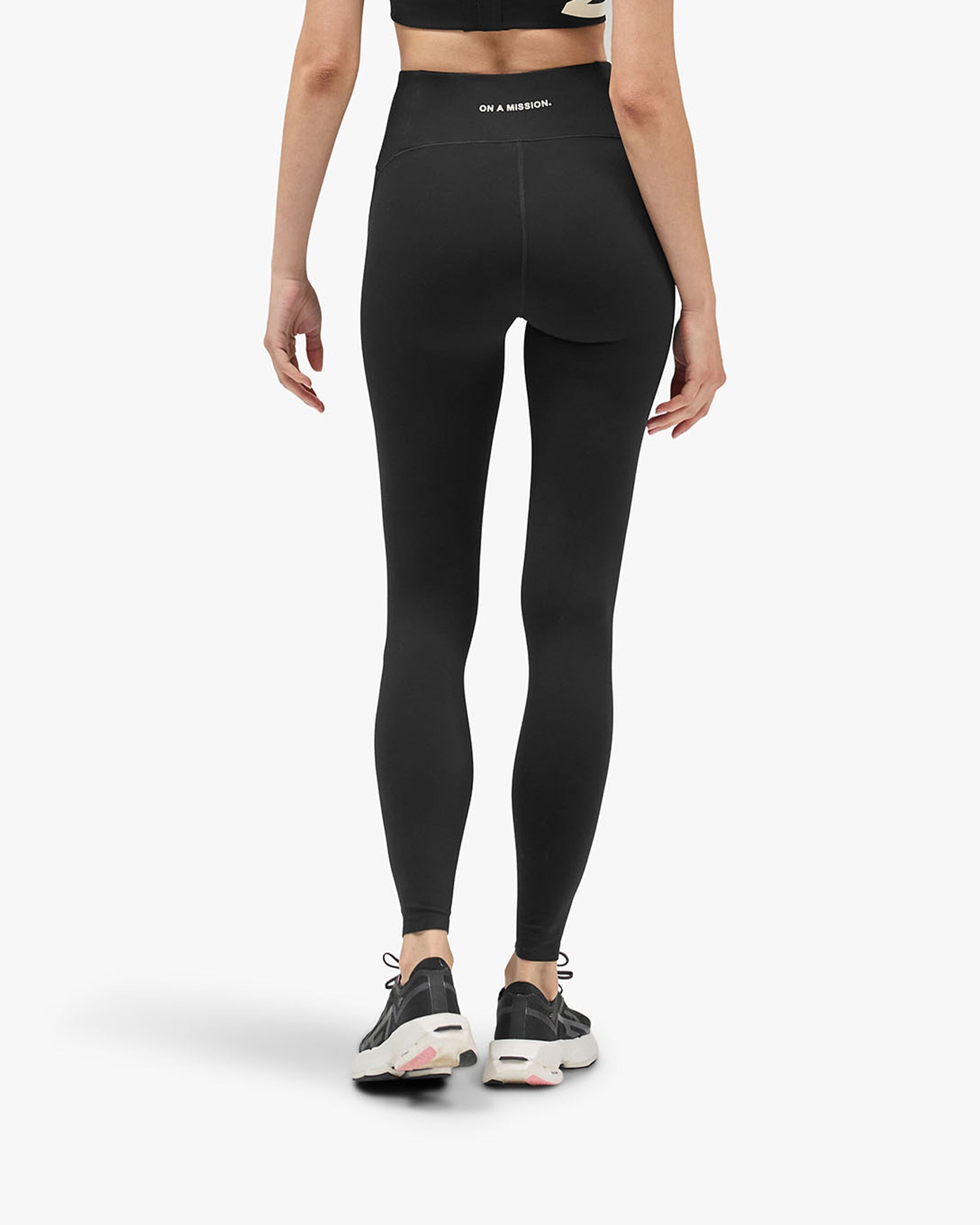 247 On A Mission Legging - Jet Black