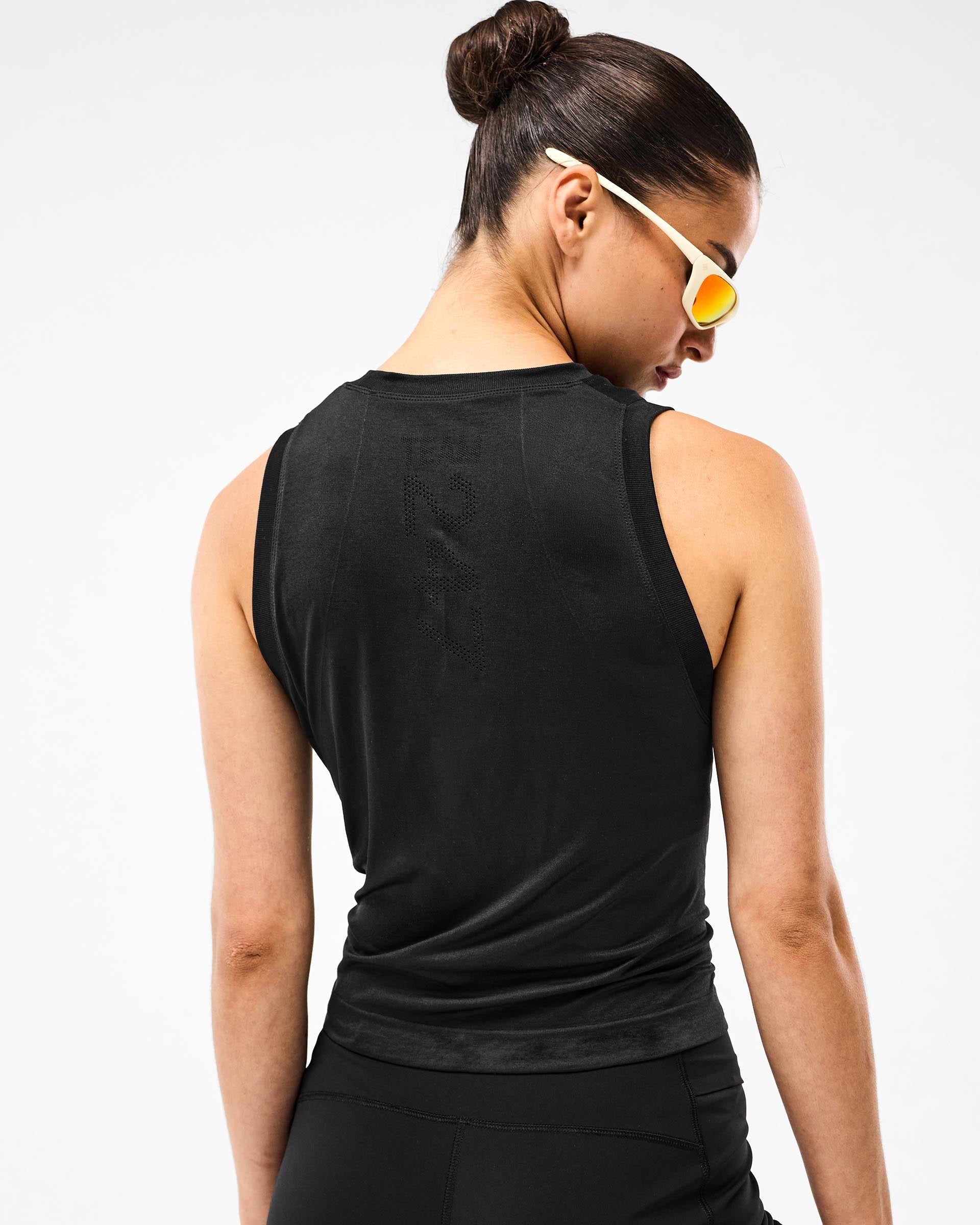 247 Ease Seamless Loose Fit Tank - Black