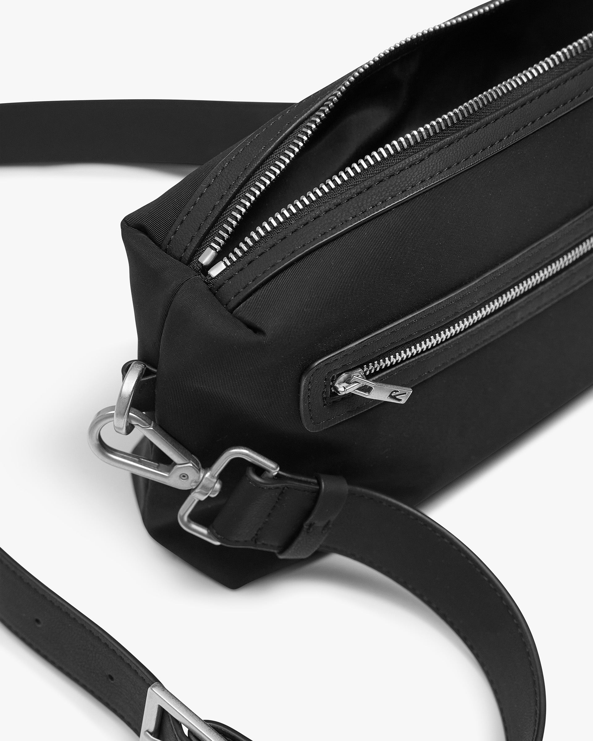 Nylon Messenger Bag - Black